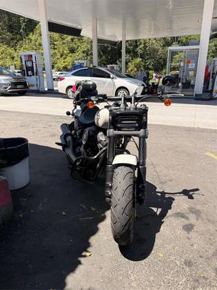 HARLEY-DAVIDSON SOFTAIL FAT BOB 107 
